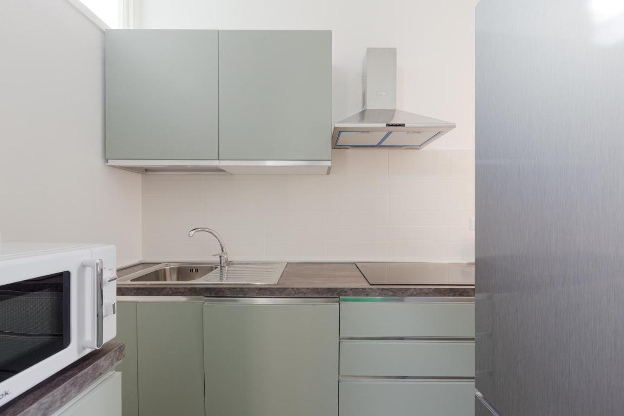 Cagnola Cozy Apartament With Balcony Milano Exteriör bild