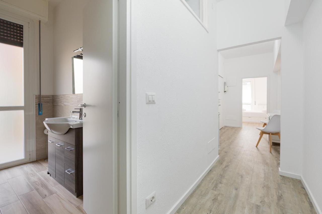 Cagnola Cozy Apartament With Balcony Milano Exteriör bild